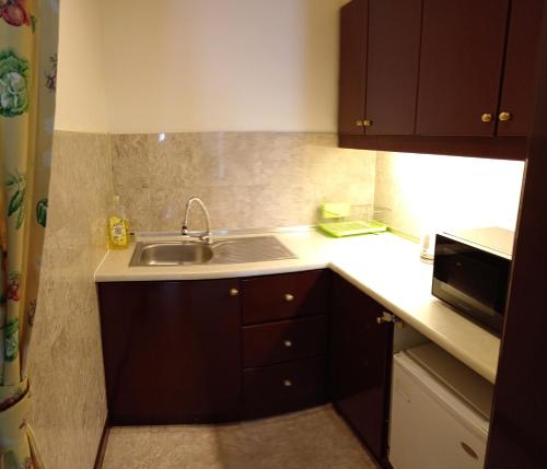 ridge service suites