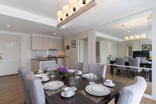 classic kameo hotel and serviced apartments sriracha