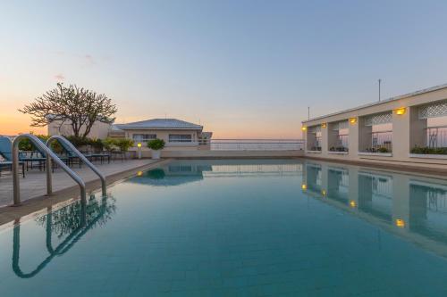 classic kameo hotel and serviced apartments sriracha