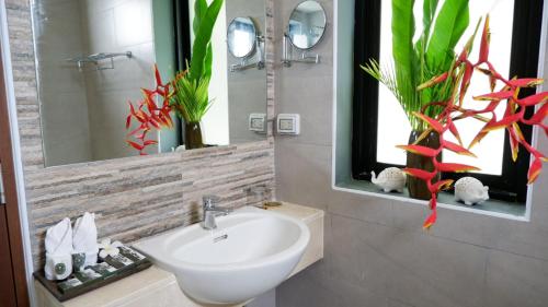 ozone villa phuket