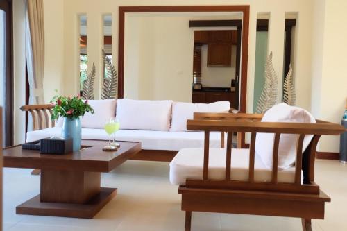 ozone villa phuket