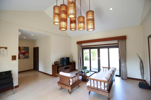 ozone villa phuket