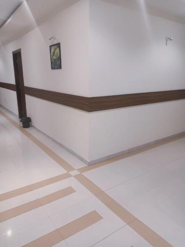 hotel bkc garden near trade center visa consulate