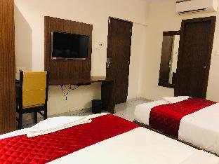 hotel bkc garden near trade center visa consulate