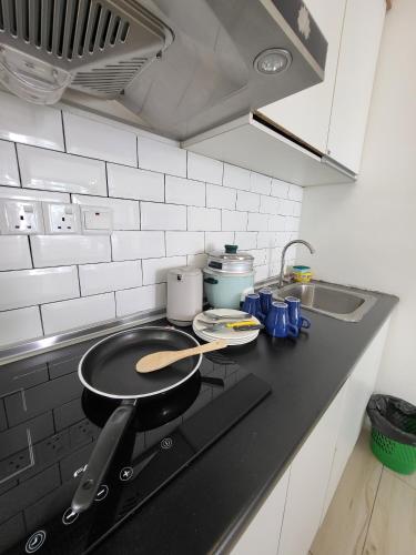 zen66 roxy serviced apartment