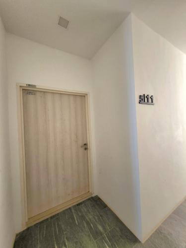 zen66 roxy serviced apartment