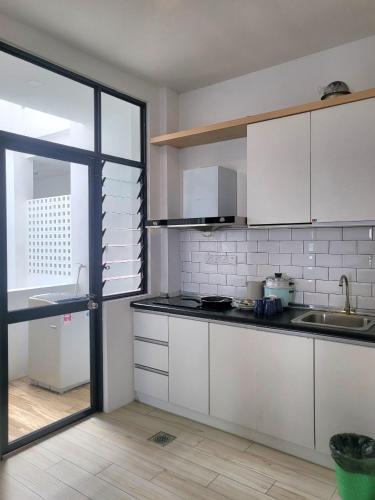 zen66 roxy serviced apartment