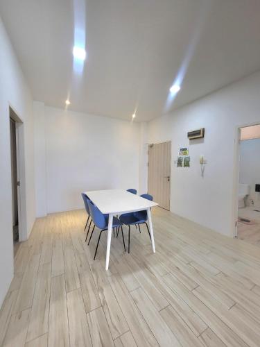 zen66 roxy serviced apartment