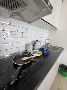 zen66 roxy serviced apartment