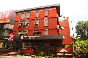 Hotel Tri-Star Regency,,2 star