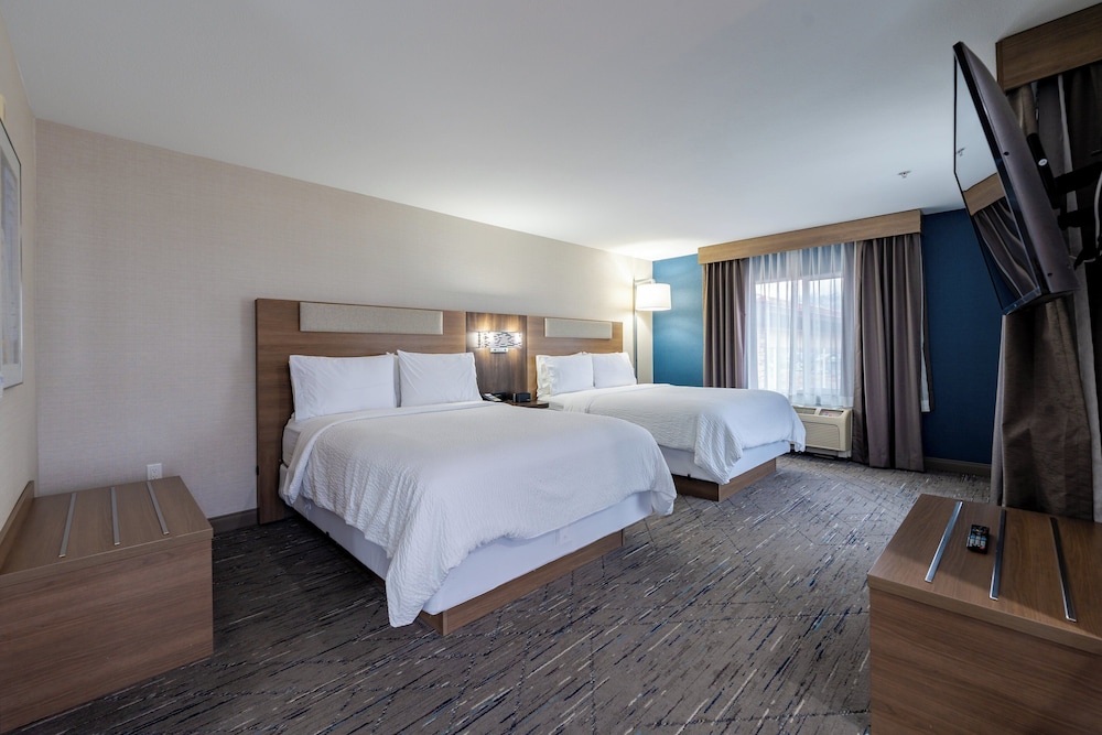 holiday inn express and suites frazier park by ihg