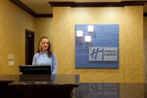 holiday inn express and suites frazier park by ihg