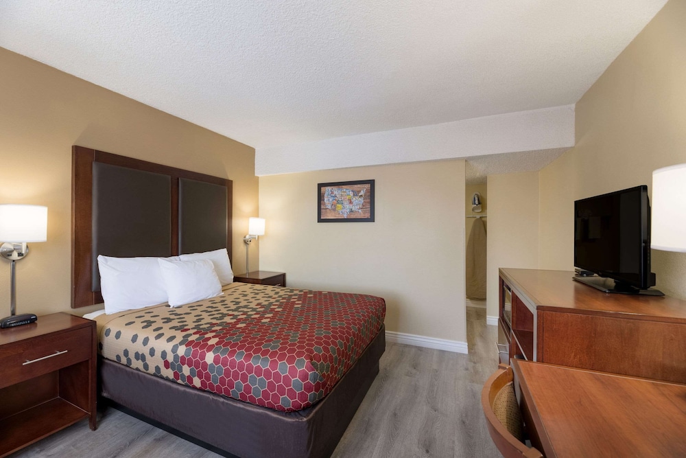kings house motor hotel
