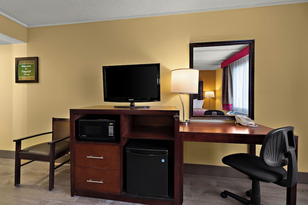 kings house motor hotel