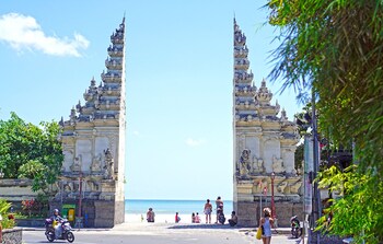 the one legian