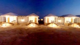 seven palms luxury camp