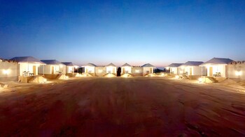 seven palms luxury camp