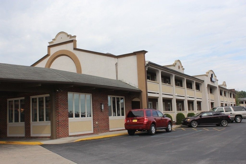 aderi hotel bucknell university