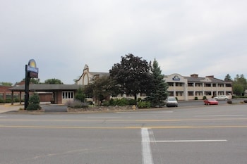 aderi hotel bucknell university