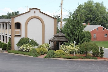 aderi hotel bucknell university