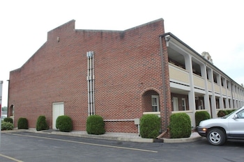 aderi hotel bucknell university