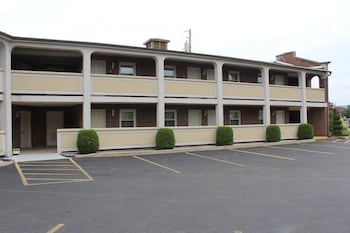 aderi hotel bucknell university