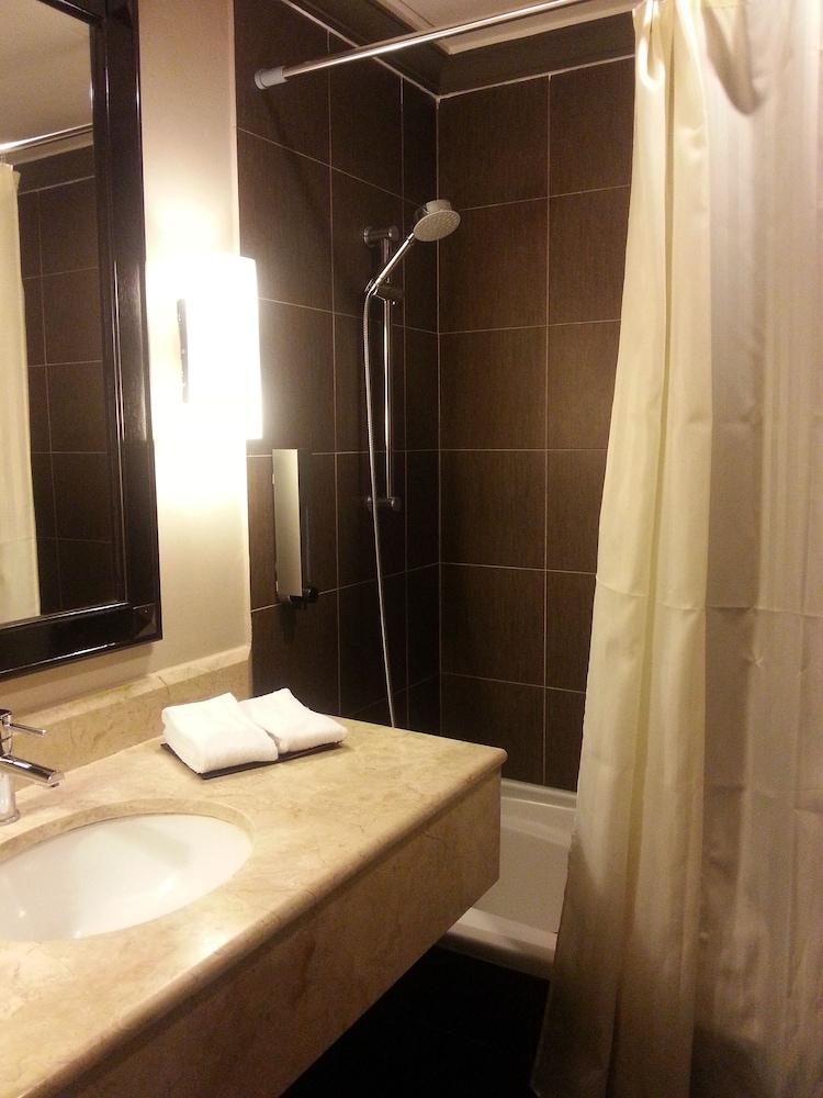 kingston hotel 9 jonker street malacca