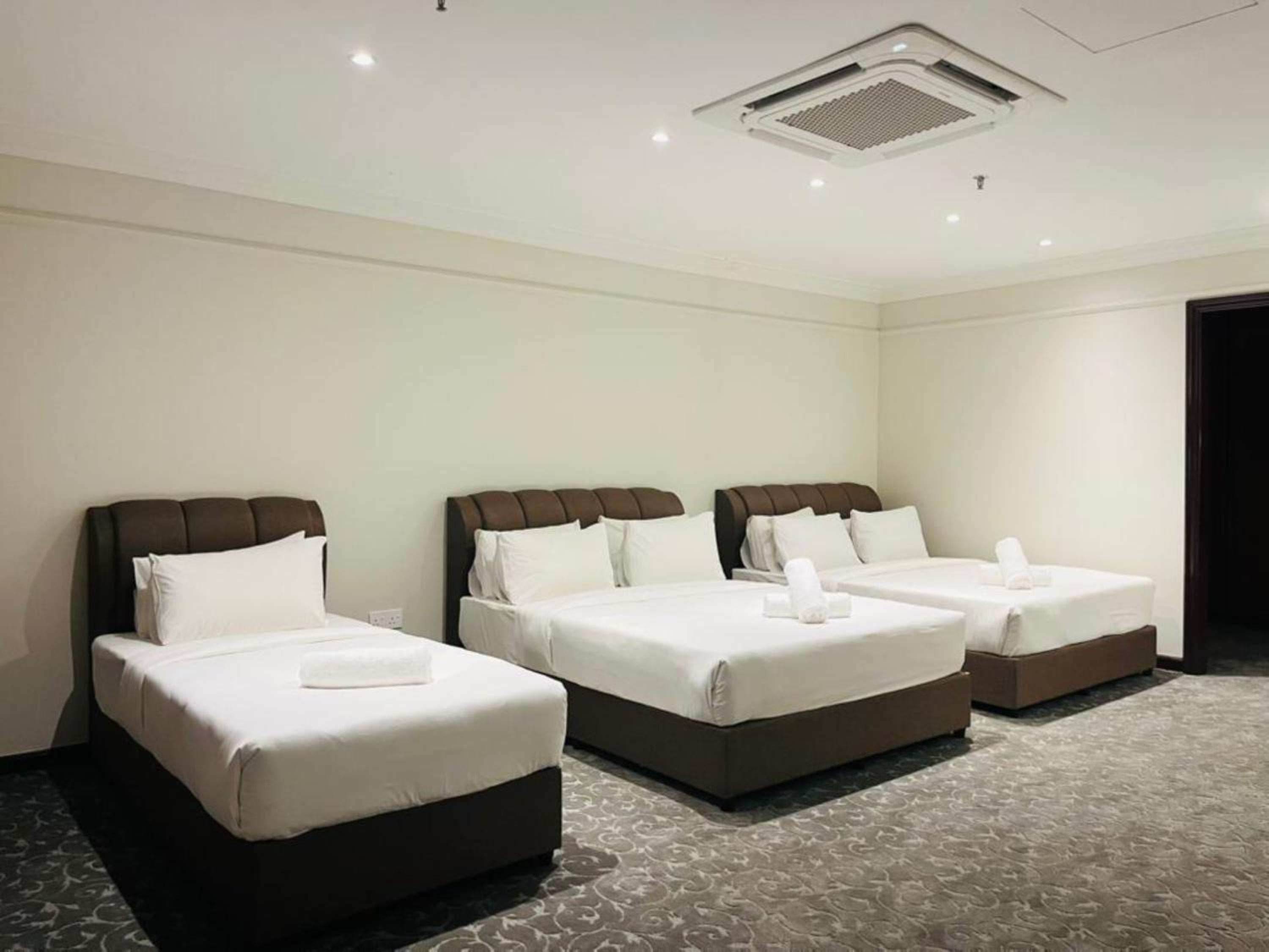 kingston hotel 9 jonker street malacca