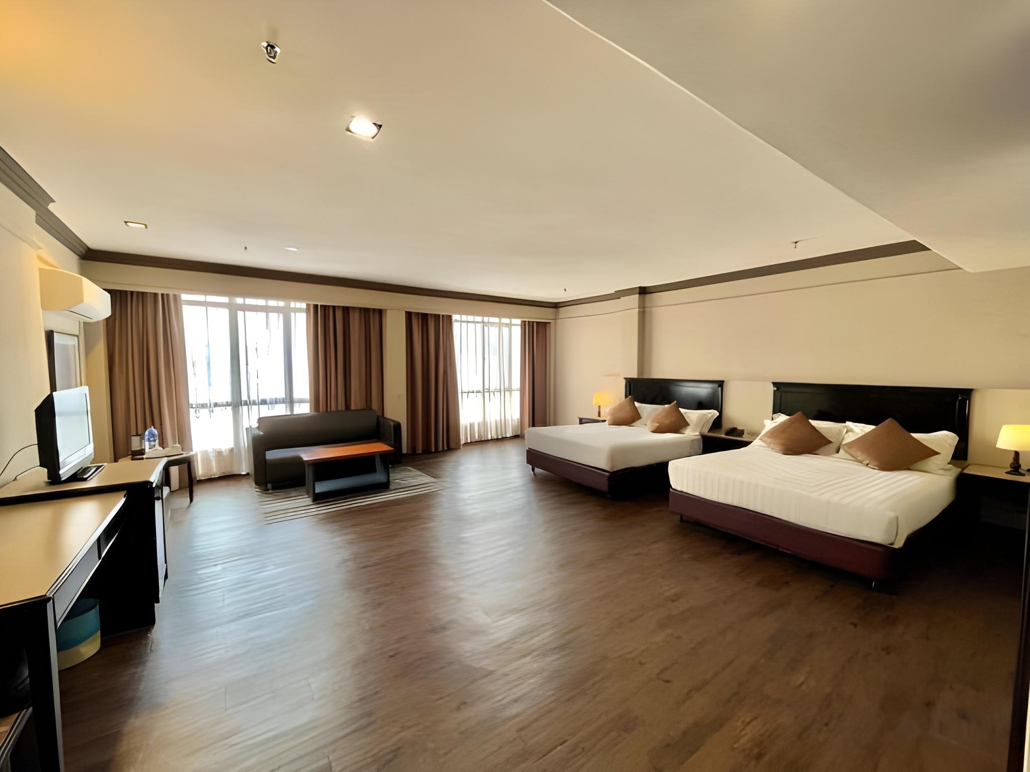 kingston hotel 9 jonker street malacca