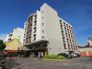 kingston hotel 9 jonker street malacca