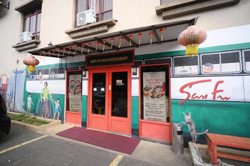 kingston hotel 9 jonker street malacca