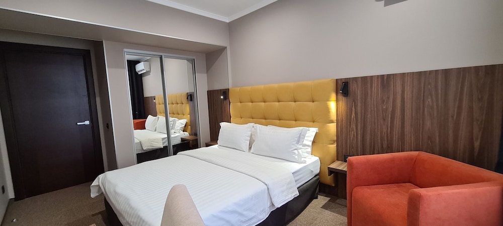 bontiak hotel