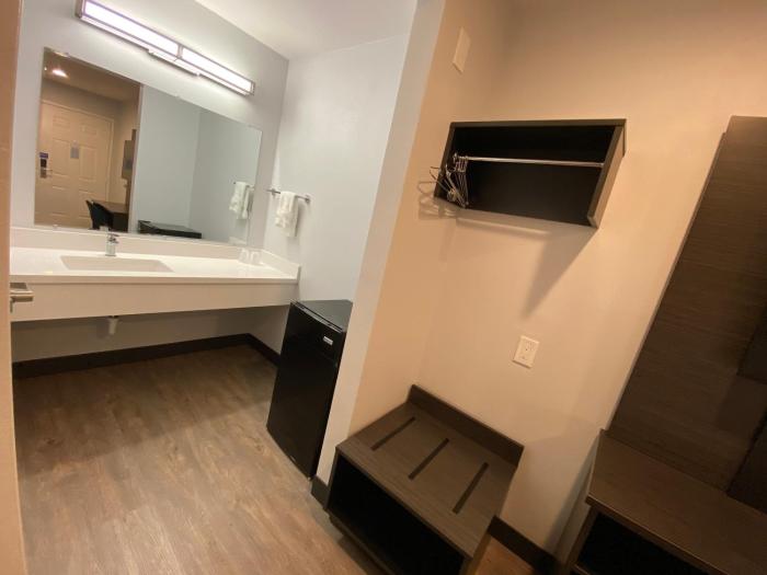 motel 6 bellflower ca los angeles