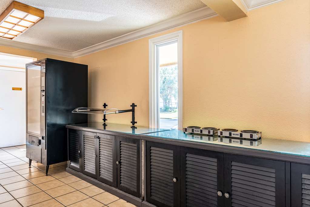 super 8 by wyndham kissimmee orlando