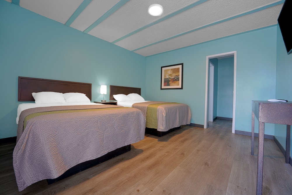 rodeway inn and suites north hollywood burbank airpo