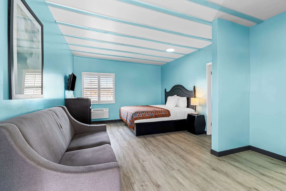 rodeway inn and suites north hollywood burbank airpo