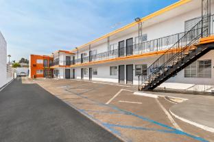 rodeway inn and suites north hollywood burbank airpo
