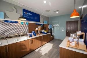 holiday inn express and suites sulphur springs by ihg