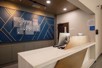 Holiday Inn Express And Suites Sulphur Springs By Ihg,,3 star