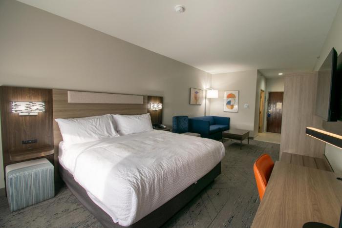 holiday inn express and suites sulphur springs by ihg