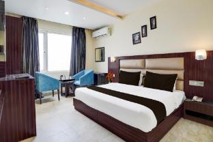 super collection o railway station dehradun formerly hotel narula