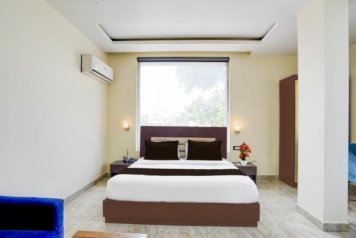 super collection o railway station dehradun formerly hotel narula