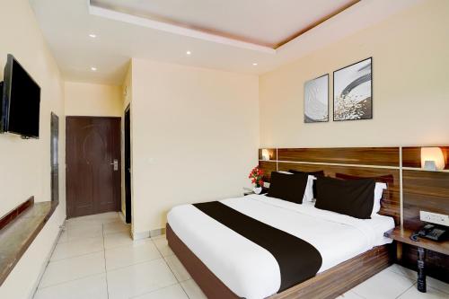 super collection o railway station dehradun formerly hotel narula