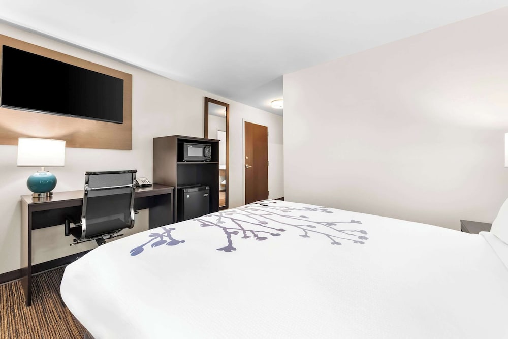 sleep inn and suites pigeon forge downtown