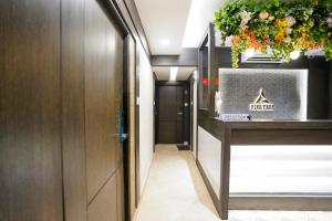 pine tree boutique hotel near us consulate and apollo hospital