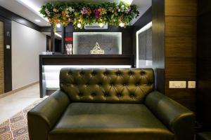 pine tree boutique hotel near us consulate and apollo hospital