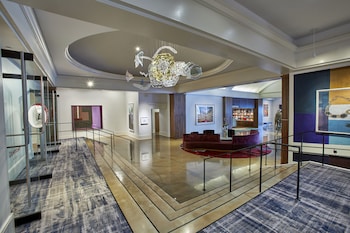 Saint Kate - The Arts Hotel,Near Bmo Harris Bradley Center,4 star