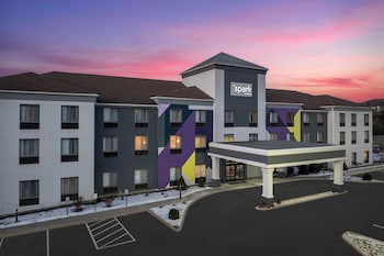 Spark By Hilton Vestal Binghamton University Area,,3 star