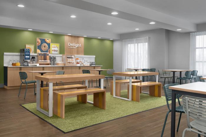 spark by hilton vestal binghamton university area