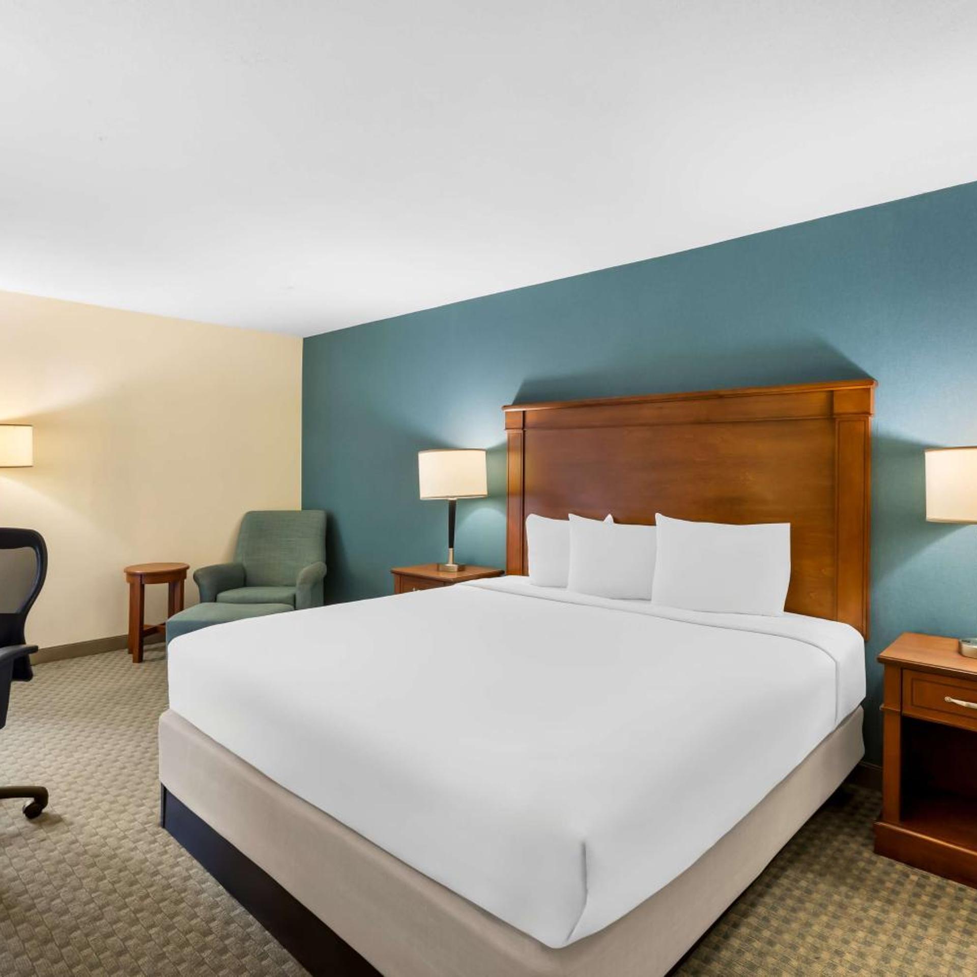 sonesta essential houston hobby airport